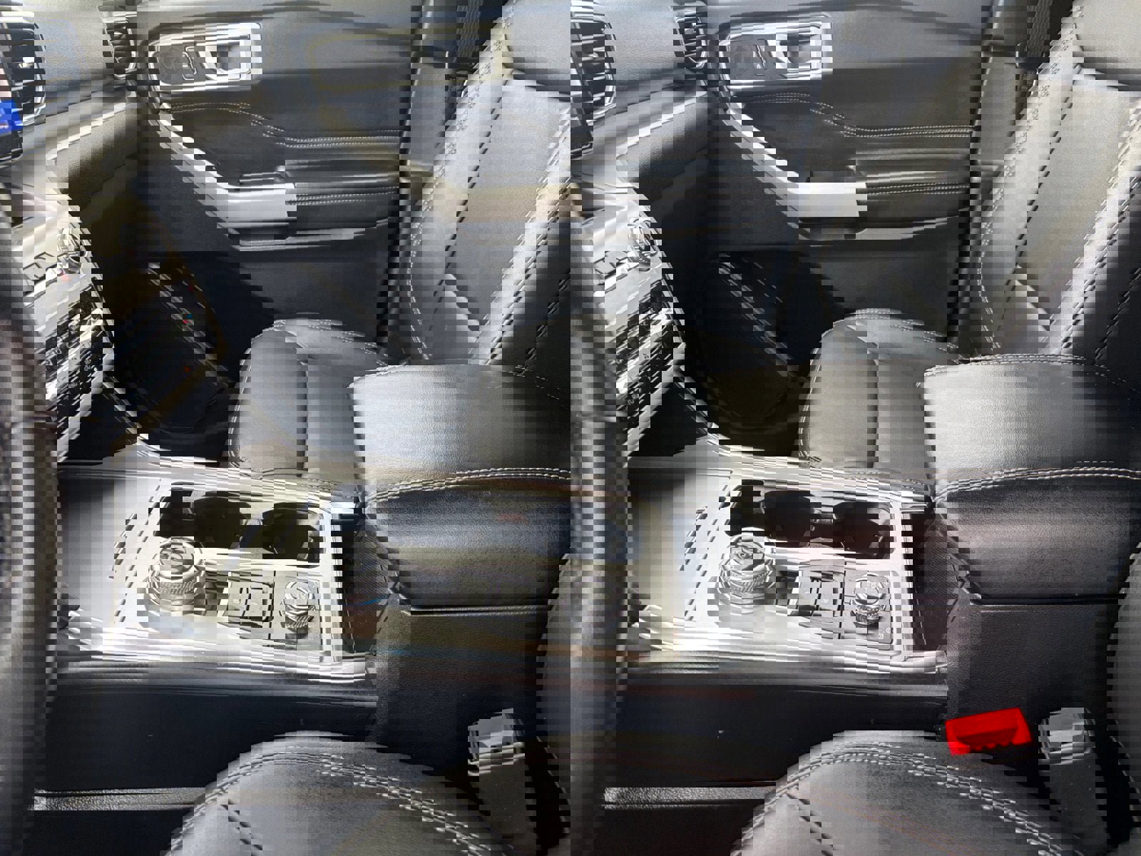 Certified 2023 Ford Explorer XLT w/ Equipment Group 202A image 22