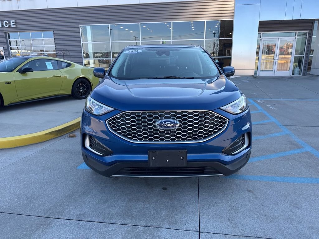 Certified 2024 Ford Edge SEL image 5