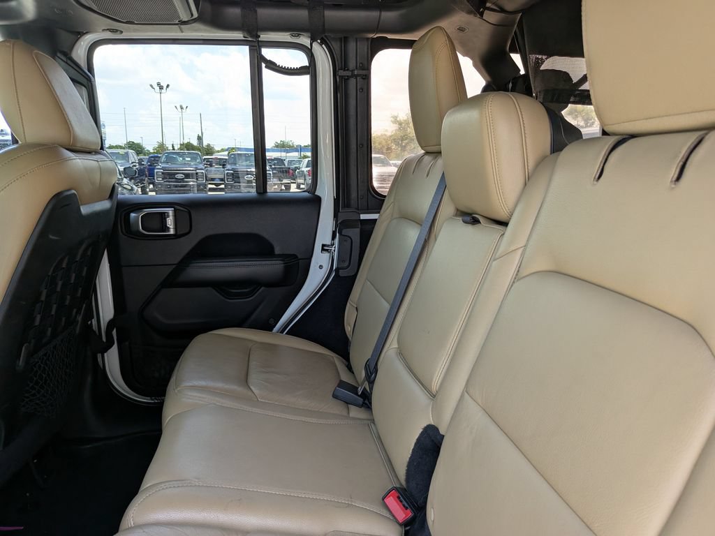 Used 2018 Jeep Wrangler Unlimited Rubicon AWD/4WD image 20