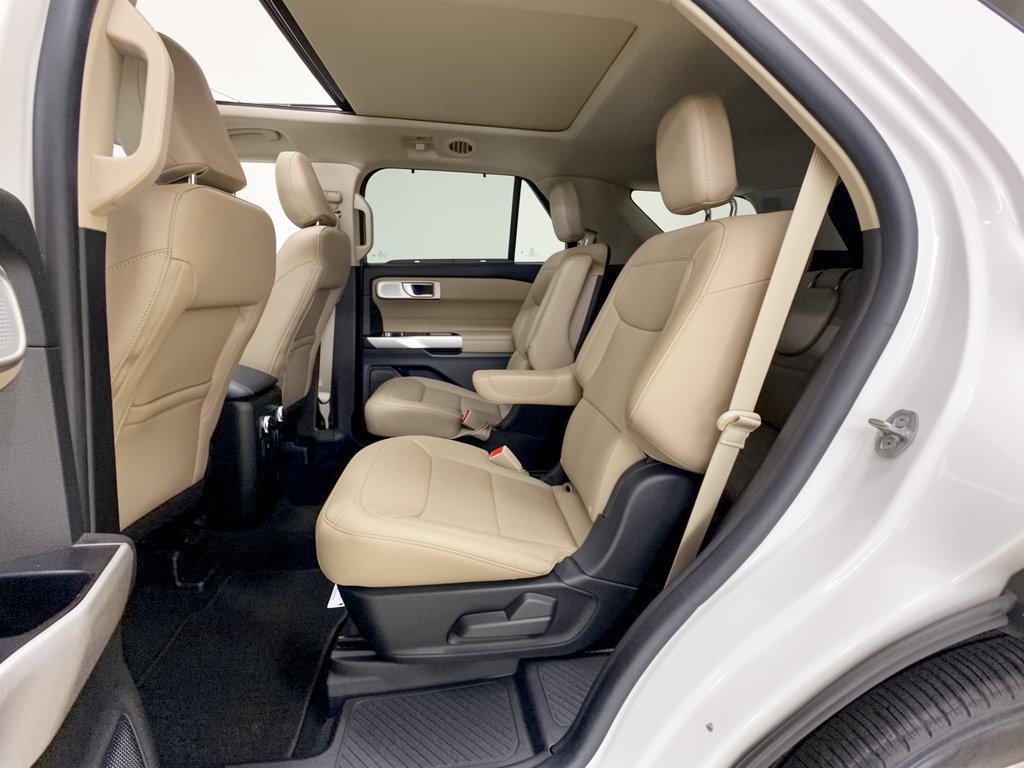 Certified 2023 Ford Explorer Limited w/ Limited Technology Package RWD image 25