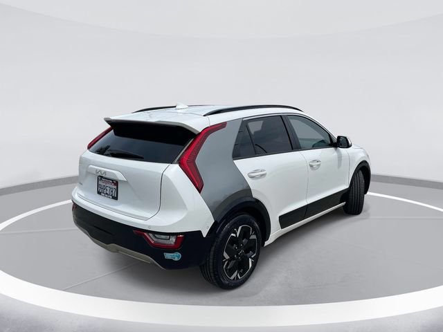 Used 2023 Kia Niro Wave FWD image 3
