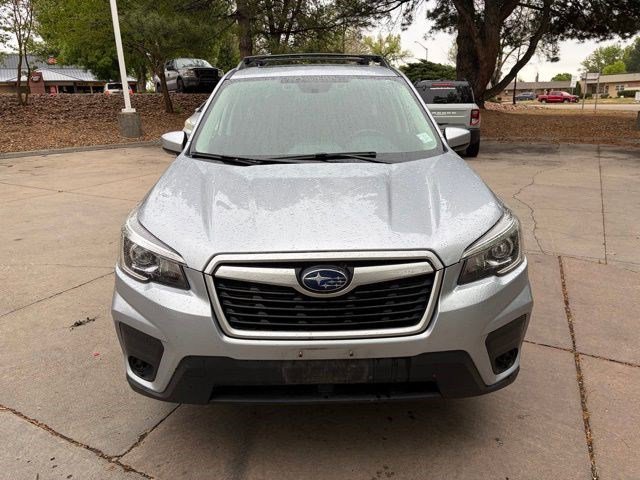 Used 2019 Subaru Forester Premium AWD/4WD image 9