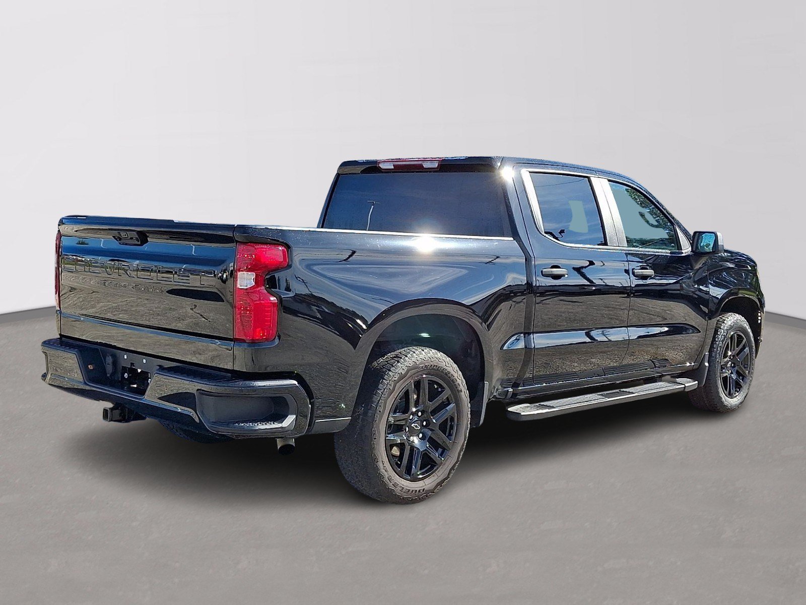 Used 2025 Chevrolet Silverado 1500 Custom AWD/4WD image 6