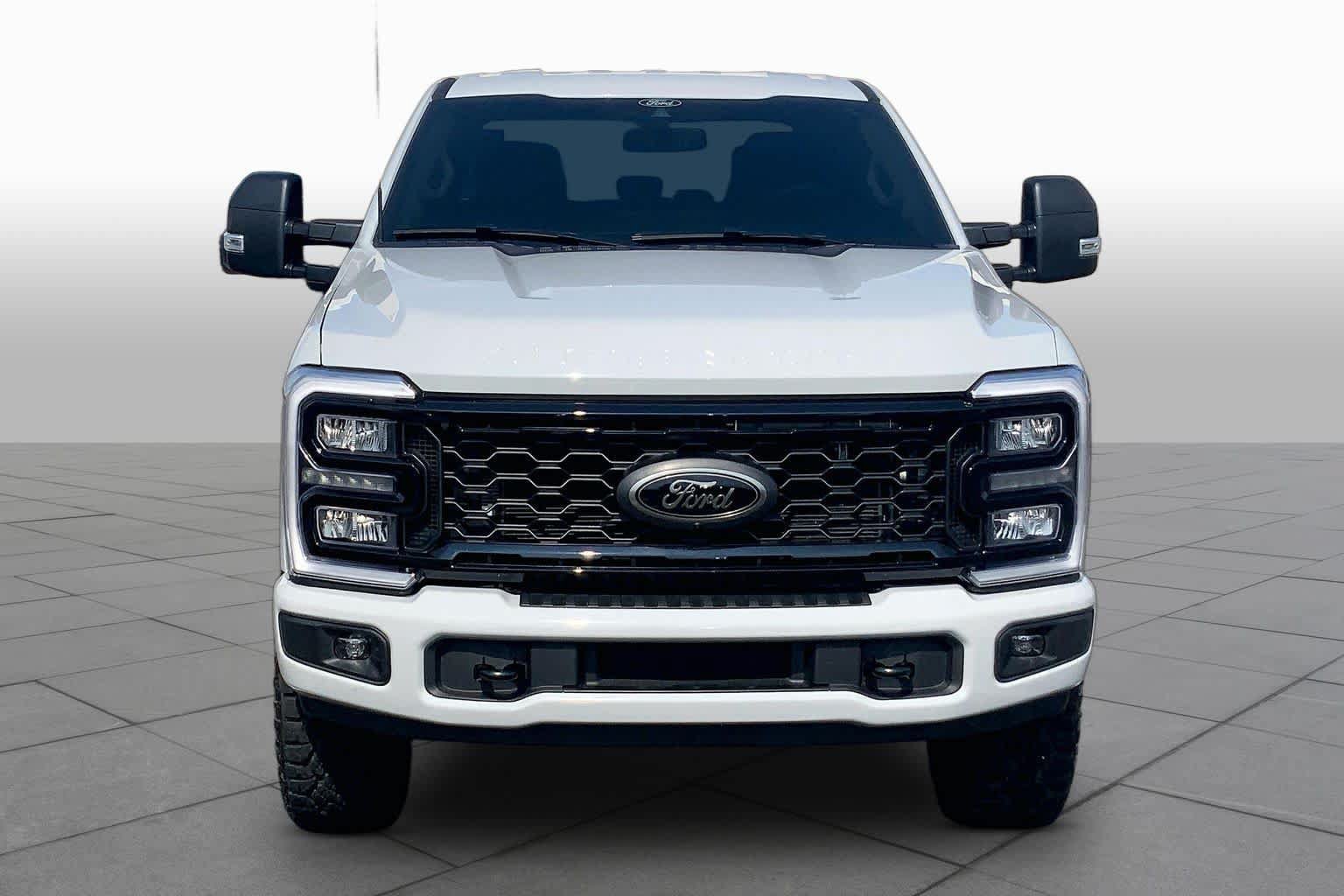 Certified 2026 Ford F250 XLT w/ XLT Premium Package AWD/4WD image 4