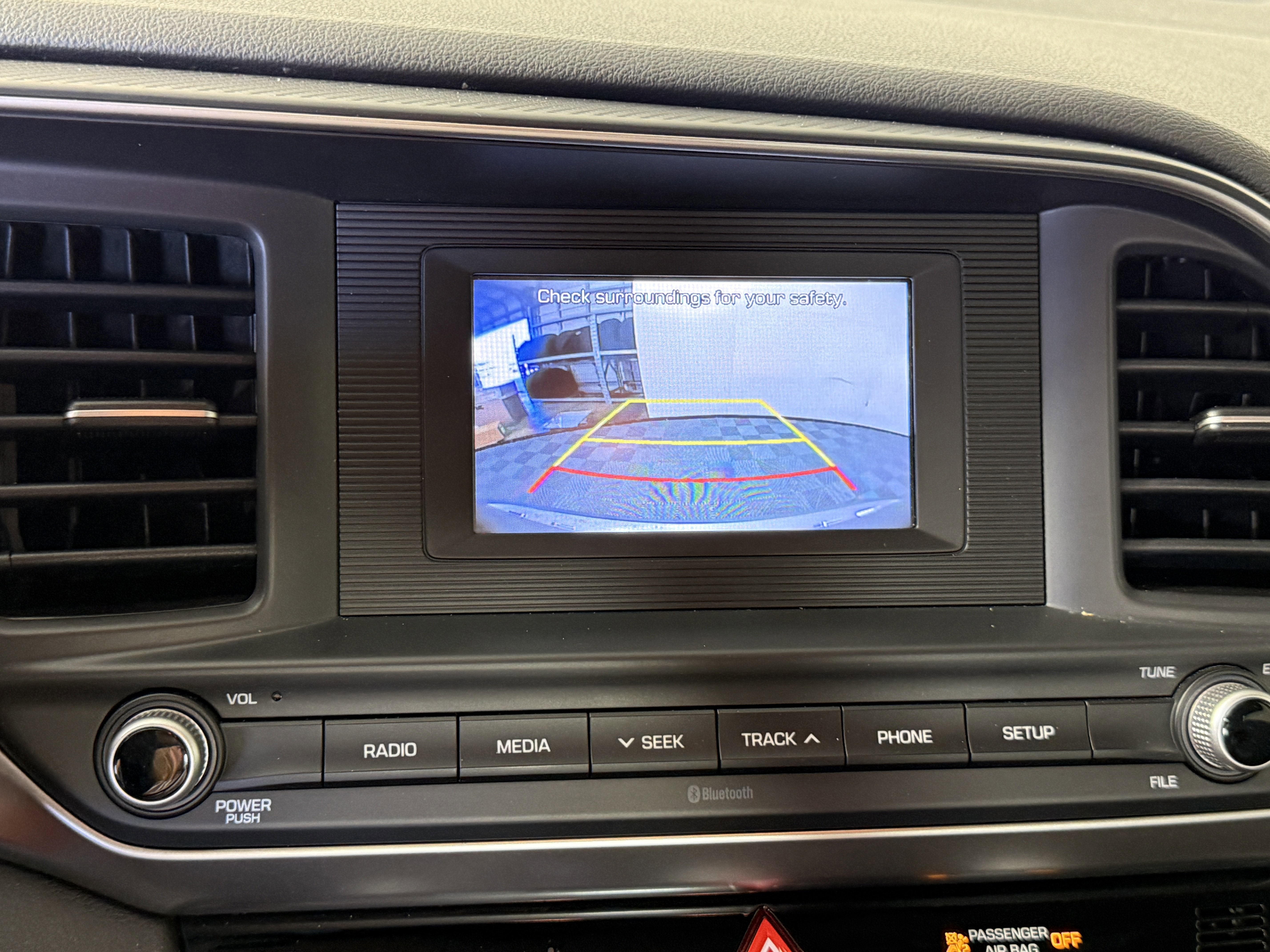 Used 2020 Hyundai Elantra SE w/ Cargo Package (C1) FWD image 19