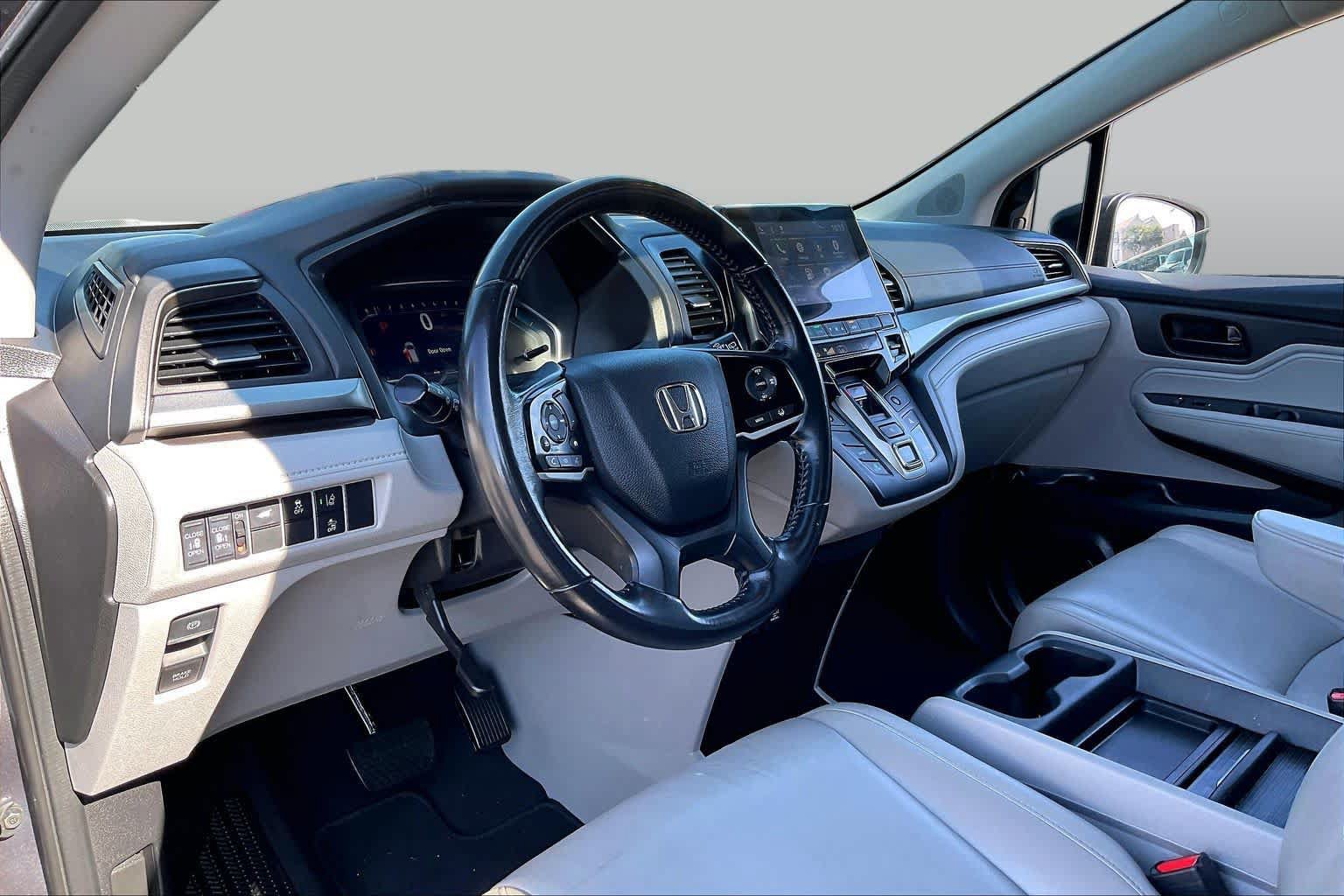 Used 2018 Honda Odyssey EX-L image 17