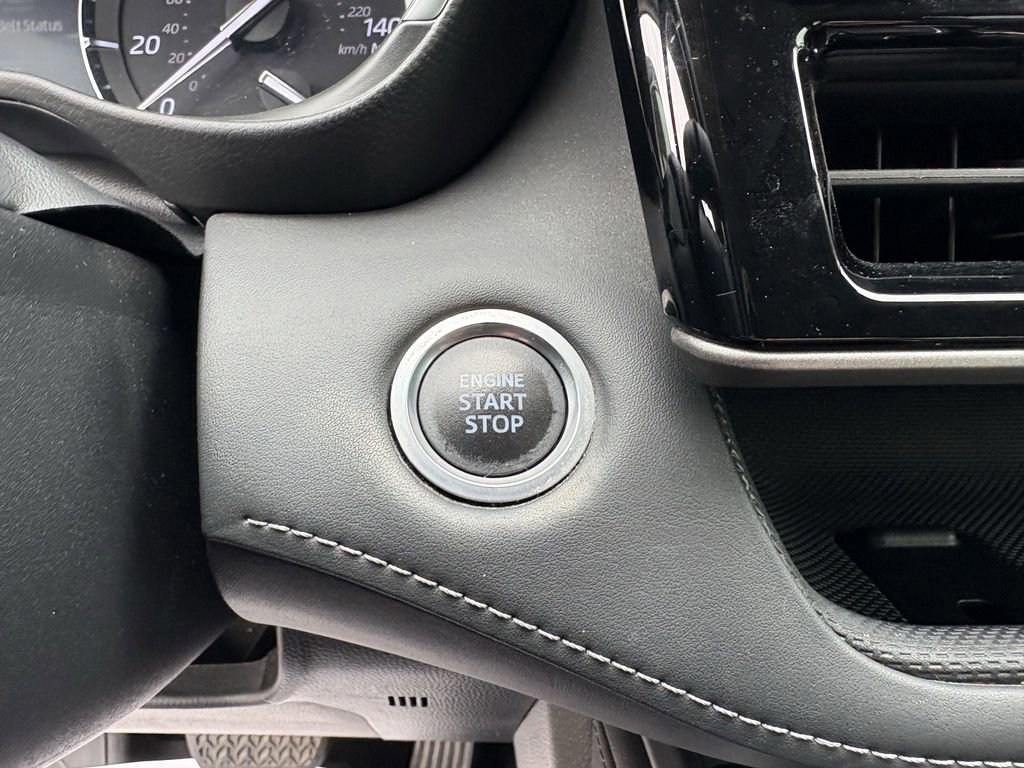 Used 2020 Toyota Highlander Limited image 33