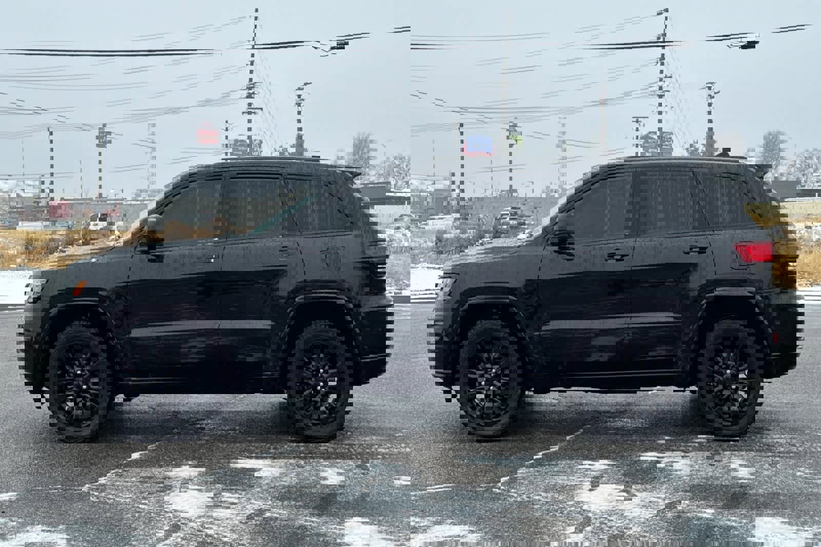 Used 2019 Jeep Grand Cherokee Altitude image 5