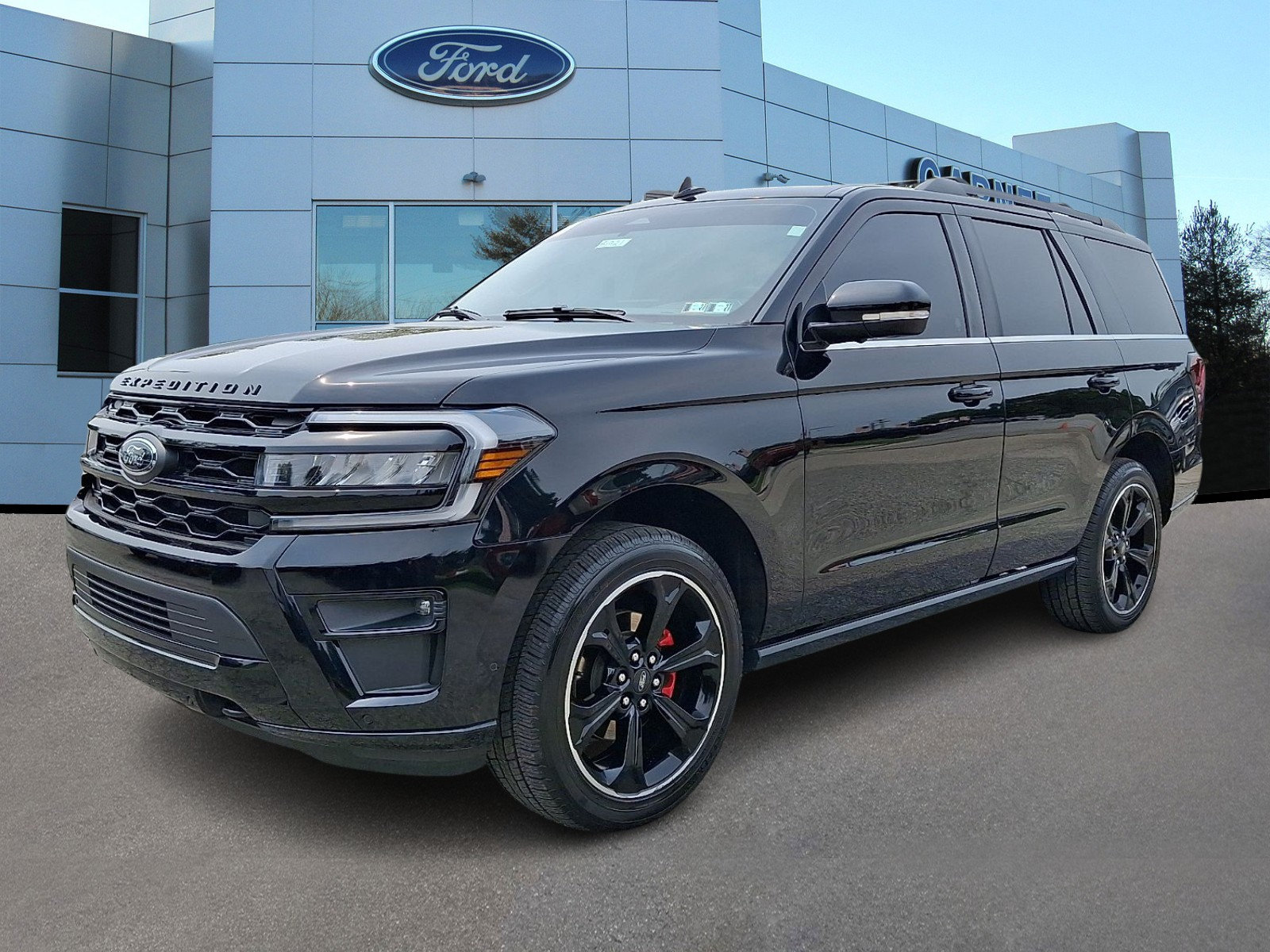 Certified 2022 Ford Expedition Limited AWD/4WD image 4