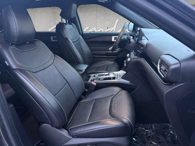 Certified 2020 Ford Explorer ST w/ Premium Technology Package image 24