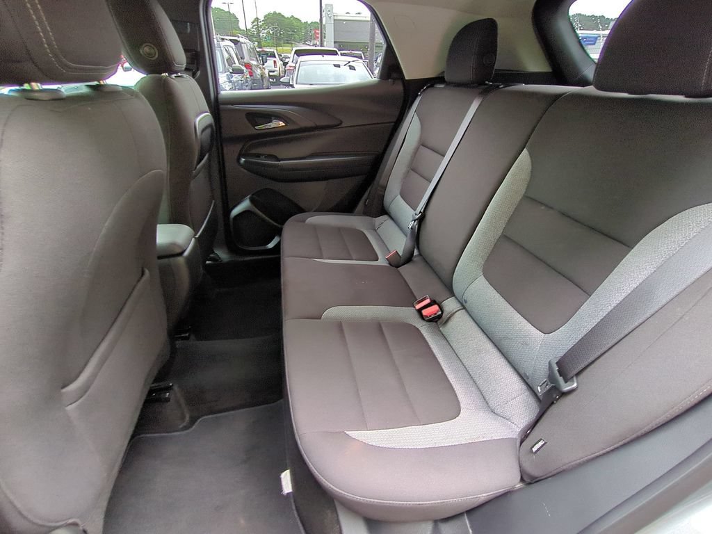 Used 2025 Chevrolet TrailBlazer LT AWD/4WD image 15