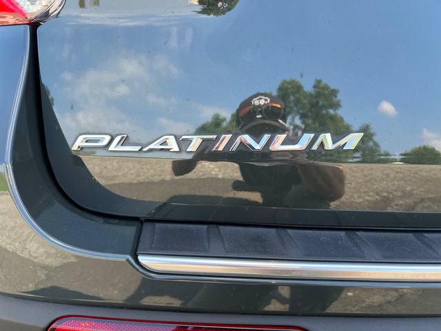 Certified 2023 Ford Explorer Platinum w/ Technology Package AWD/4WD image 40