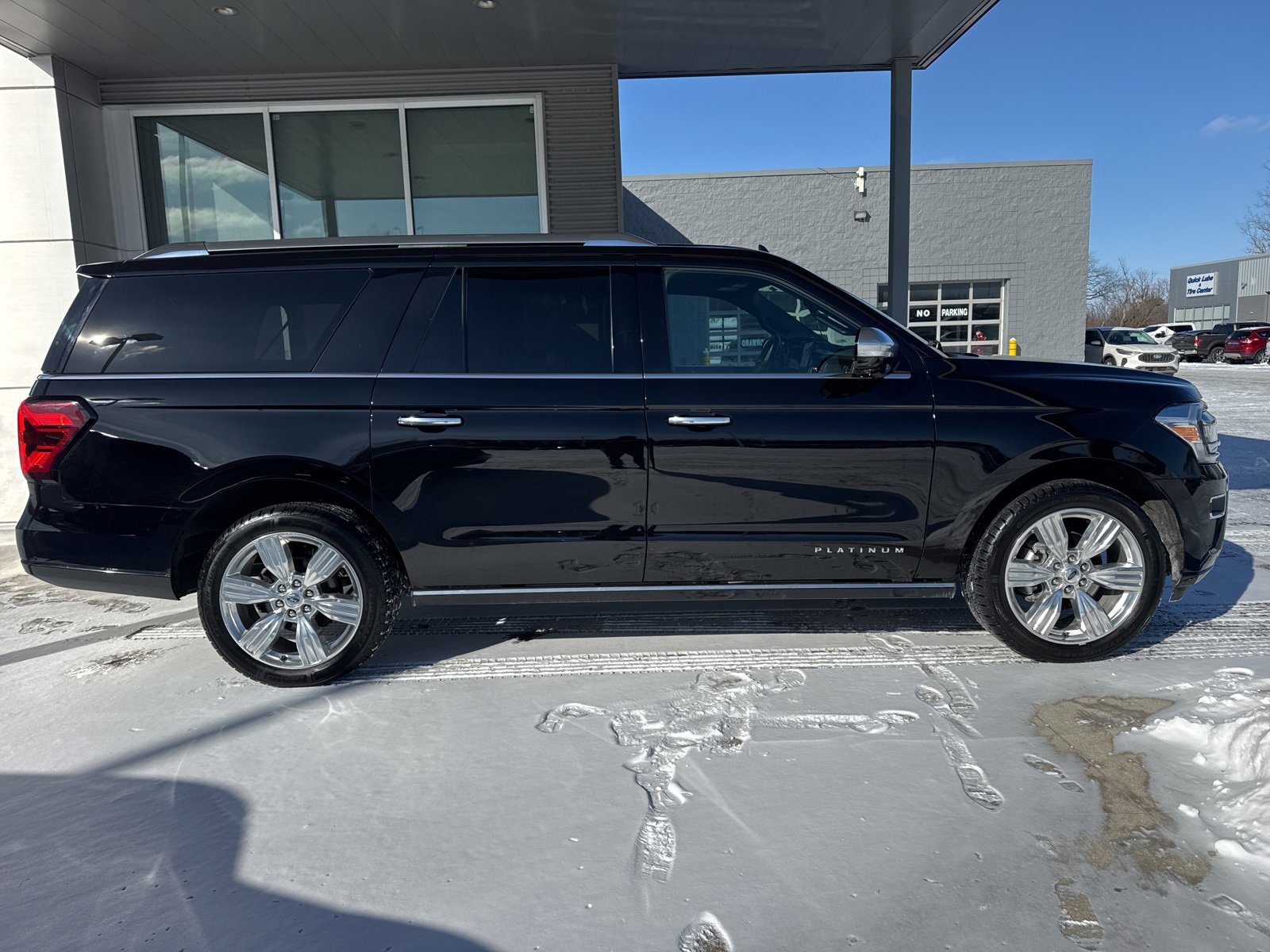 Certified 2023 Ford Expedition Max Platinum image 2