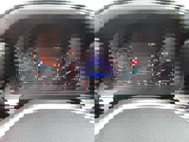 Certified 2022 Ford Explorer XLT w/ Equipment Group 202A image 10