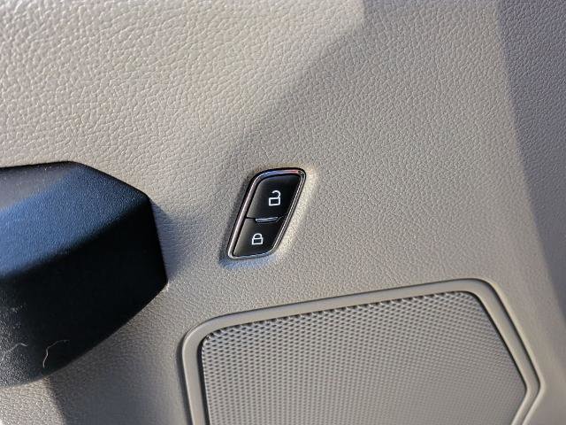 Certified 2019 Ford F150 XL w/ Equipment Group 101A Mid image 16