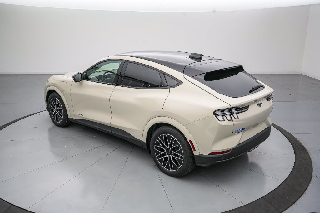 Certified 2025 Ford Mustang Mach-E Premium RWD image 6