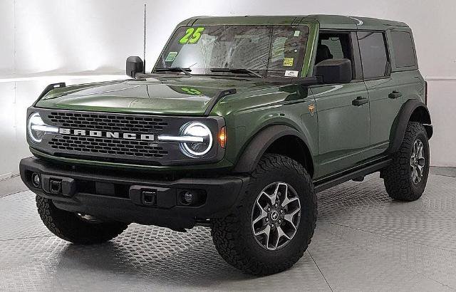 Certified 2025 Ford Bronco Badlands AWD/4WD image 6