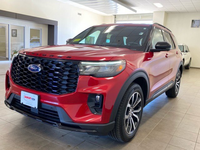 Certified 2025 Ford Explorer ST-Line AWD/4WD image 4