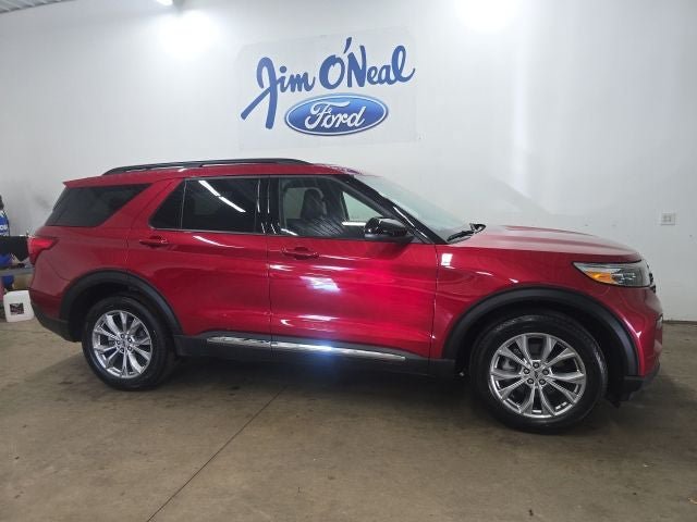 Certified 2024 Ford Explorer XLT w/ Equipment Group 202A