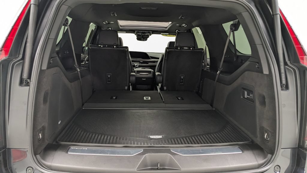 Used 2024 Cadillac Escalade ESV Sport w/ Touring Package AWD/4WD image 9
