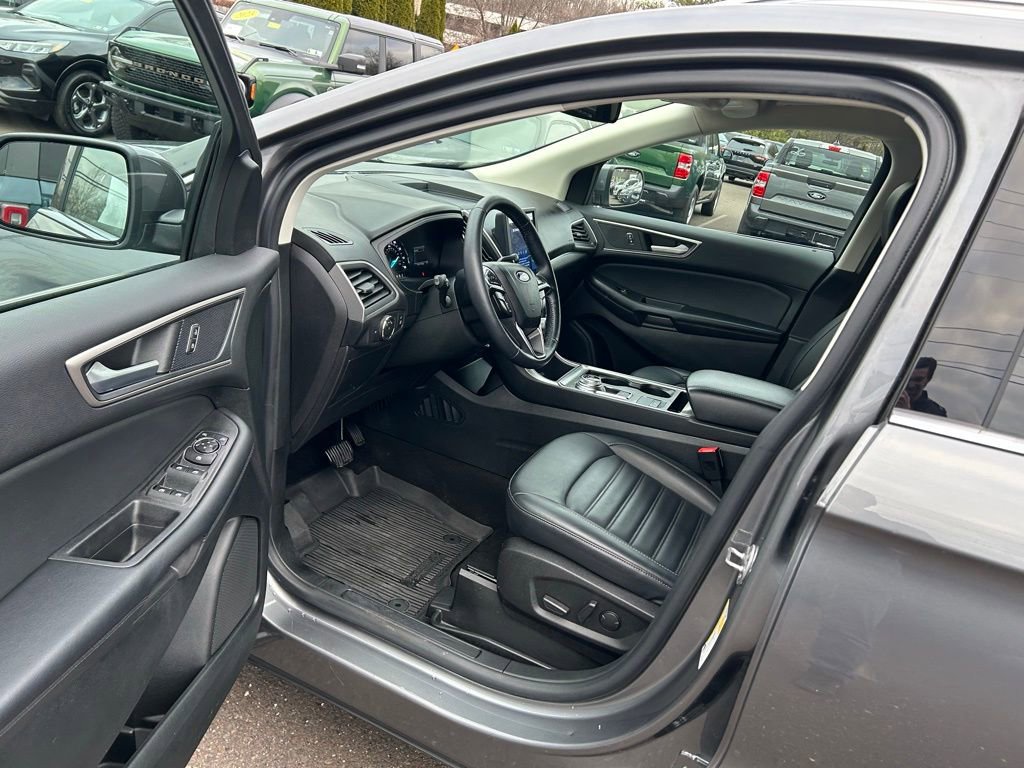 Certified 2022 Ford Edge SEL w/ Convenience Package image 15