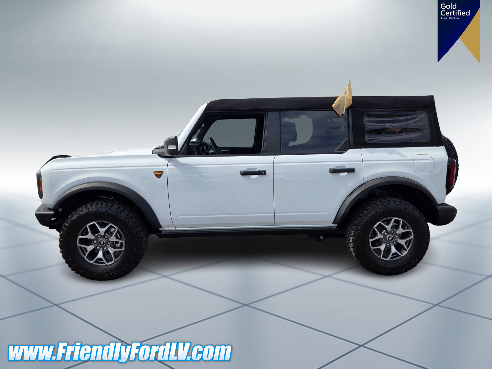 Certified 2024 Ford Bronco Badlands image 2