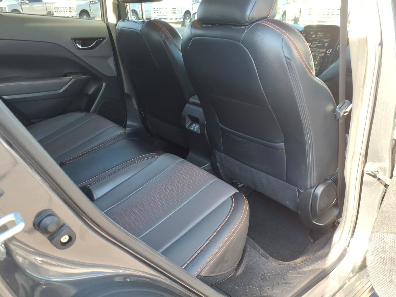 Used 2024 Subaru Crosstrek 2.5i Limited w/ Crosstrek Mirror Package AWD/4WD image 13
