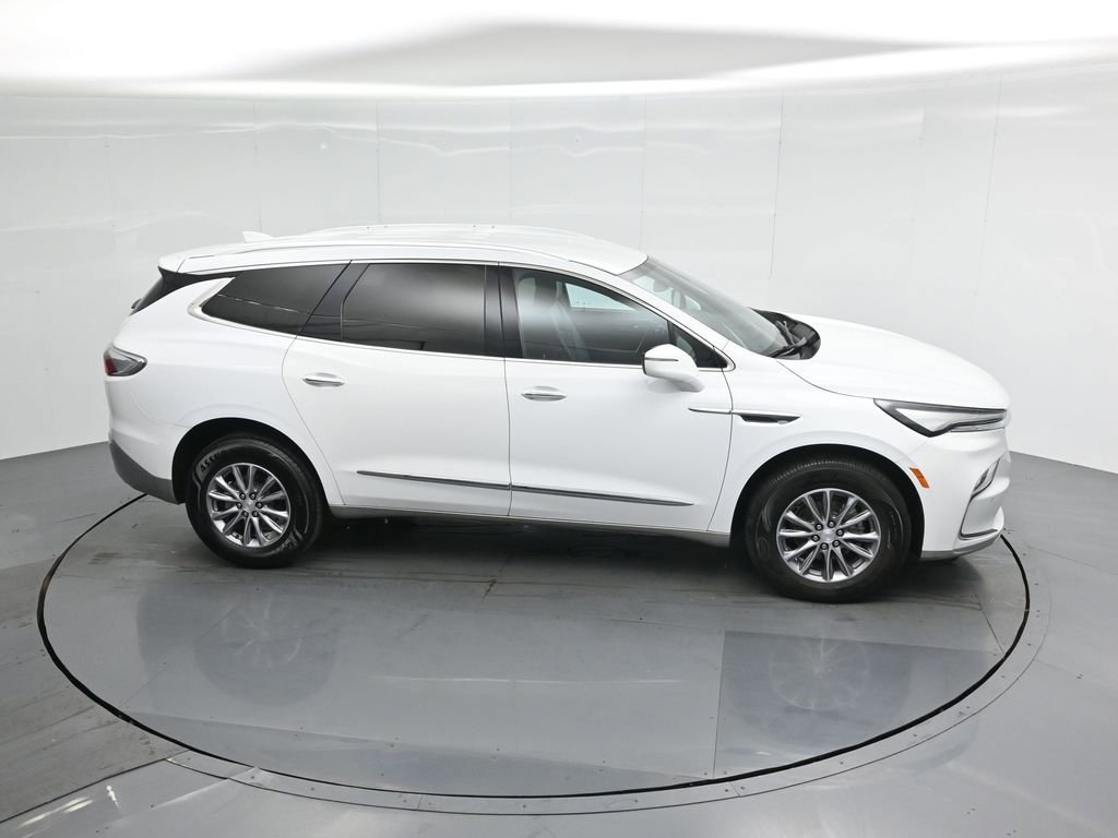 Used 2022 Buick Enclave Essence image 55