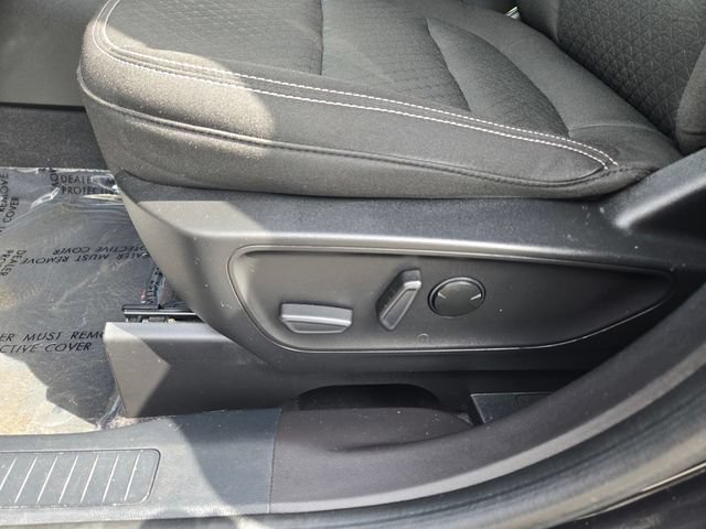 Certified 2023 Ford Escape Active FWD image 11