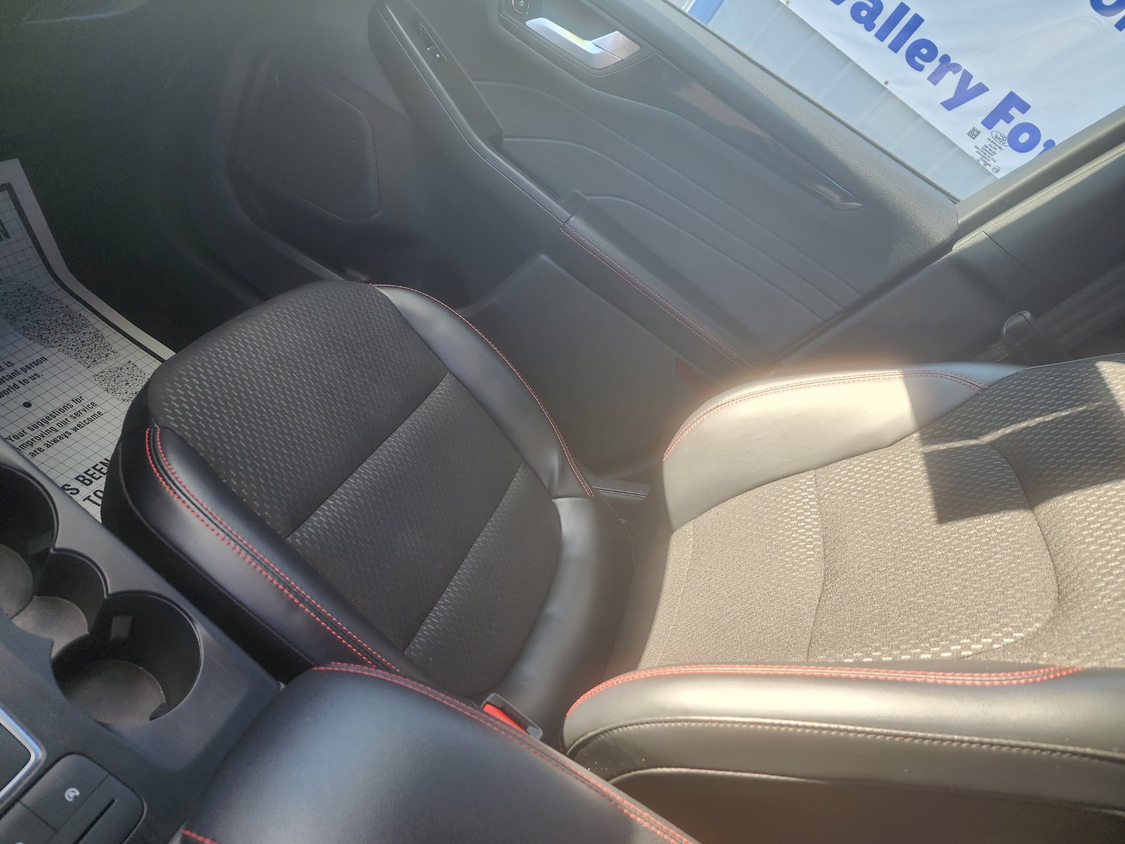 Certified 2025 Ford Escape ST-Line FWD image 18