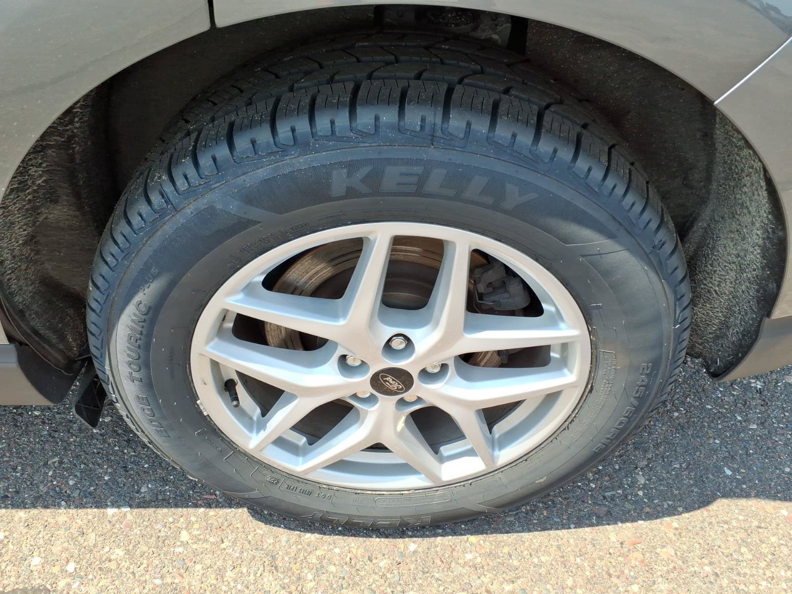 Certified 2024 Ford Edge SEL AWD/4WD image 21