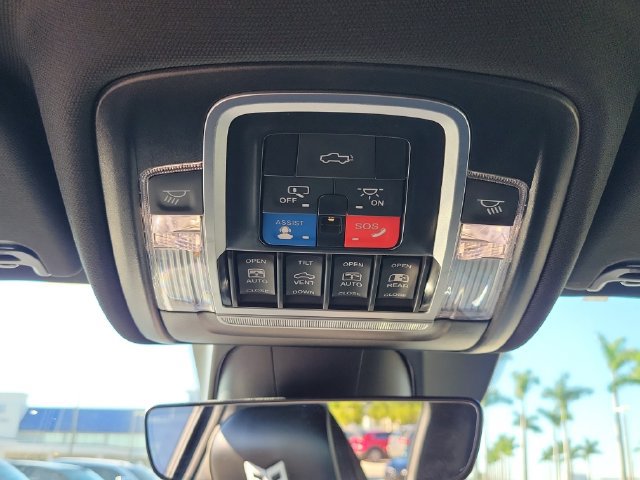 Used 2024 RAM 1500 Laramie AWD/4WD image 29