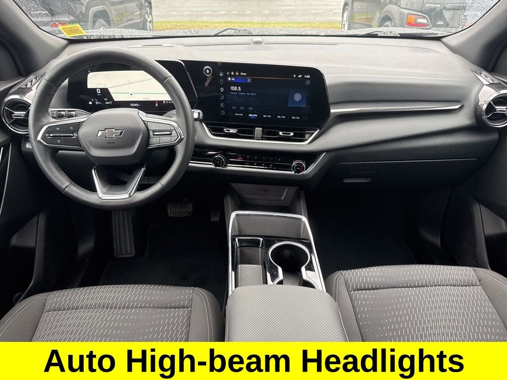 Used 2025 Chevrolet Equinox LT w/ Midnight Edition image 12