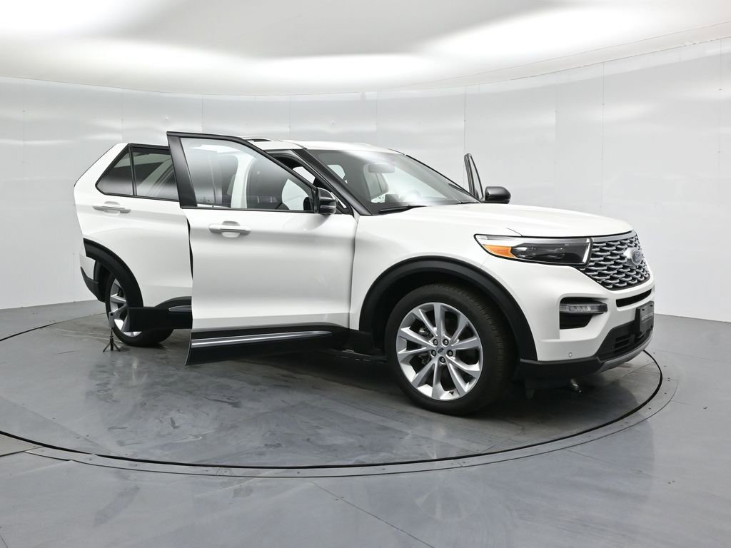 Certified 2022 Ford Explorer Platinum w/ Technology Package image 35