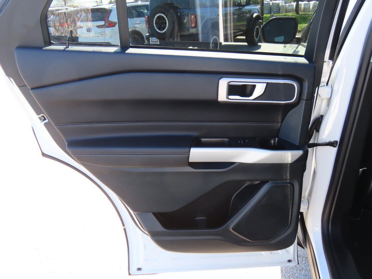 Certified 2023 Ford Explorer XLT w/ Equipment Group 202A image 17