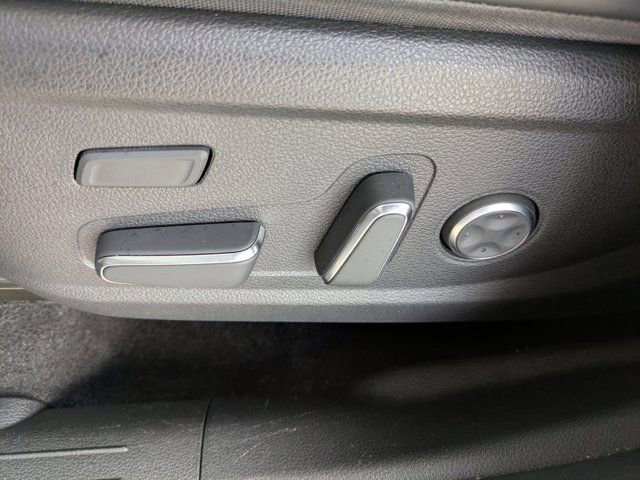 Used 2023 Hyundai Santa Fe Calligraphy FWD image 21