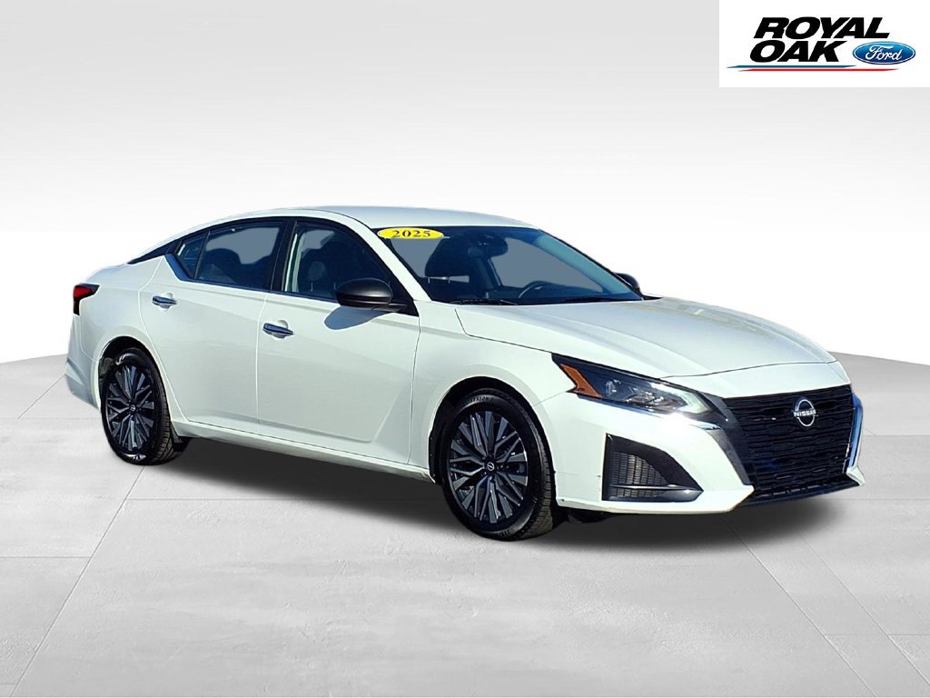 Used 2025 Nissan Altima 2.5 SV