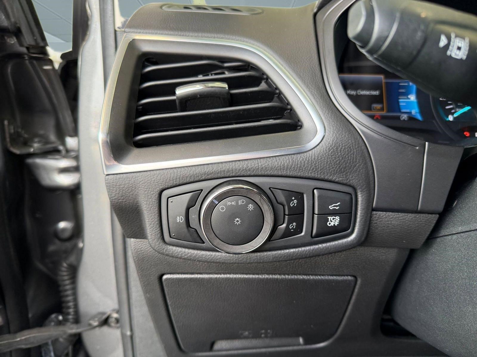 Certified 2024 Ford Edge Titanium image 26