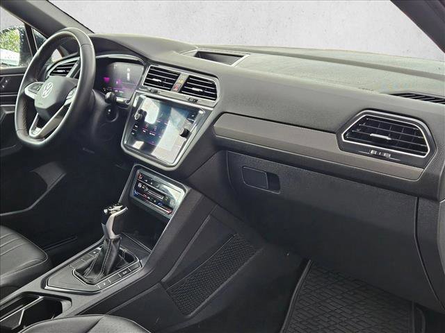 Used 2023 Volkswagen Tiguan SE R-Line FWD image 23