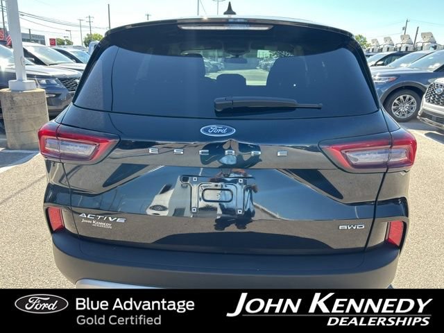 Certified 2023 Ford Escape Active AWD/4WD image 10