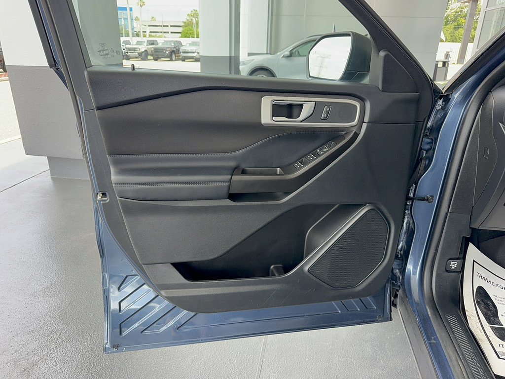 Certified 2020 Ford Explorer XLT AWD/4WD image 8
