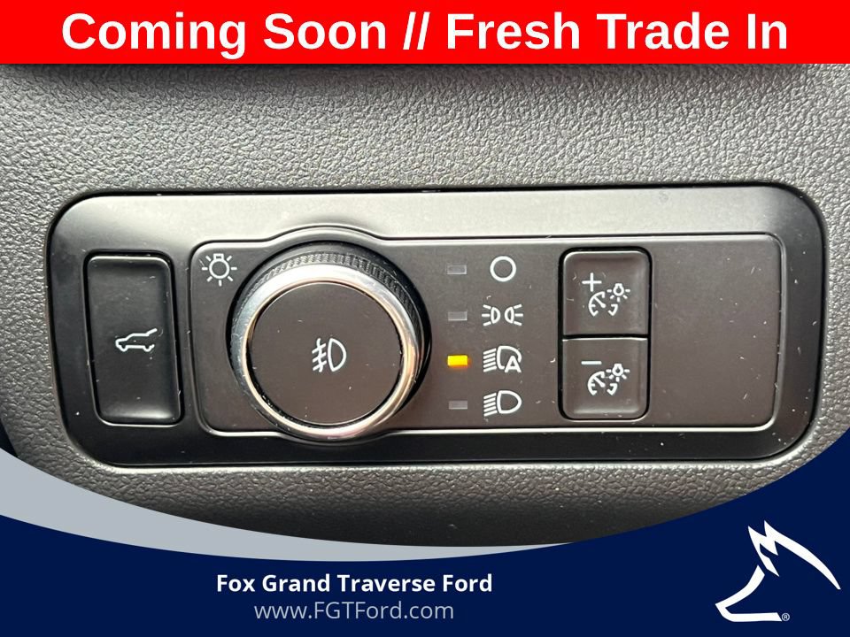 Certified 2025 Ford Escape ST-Line Select AWD/4WD image 16