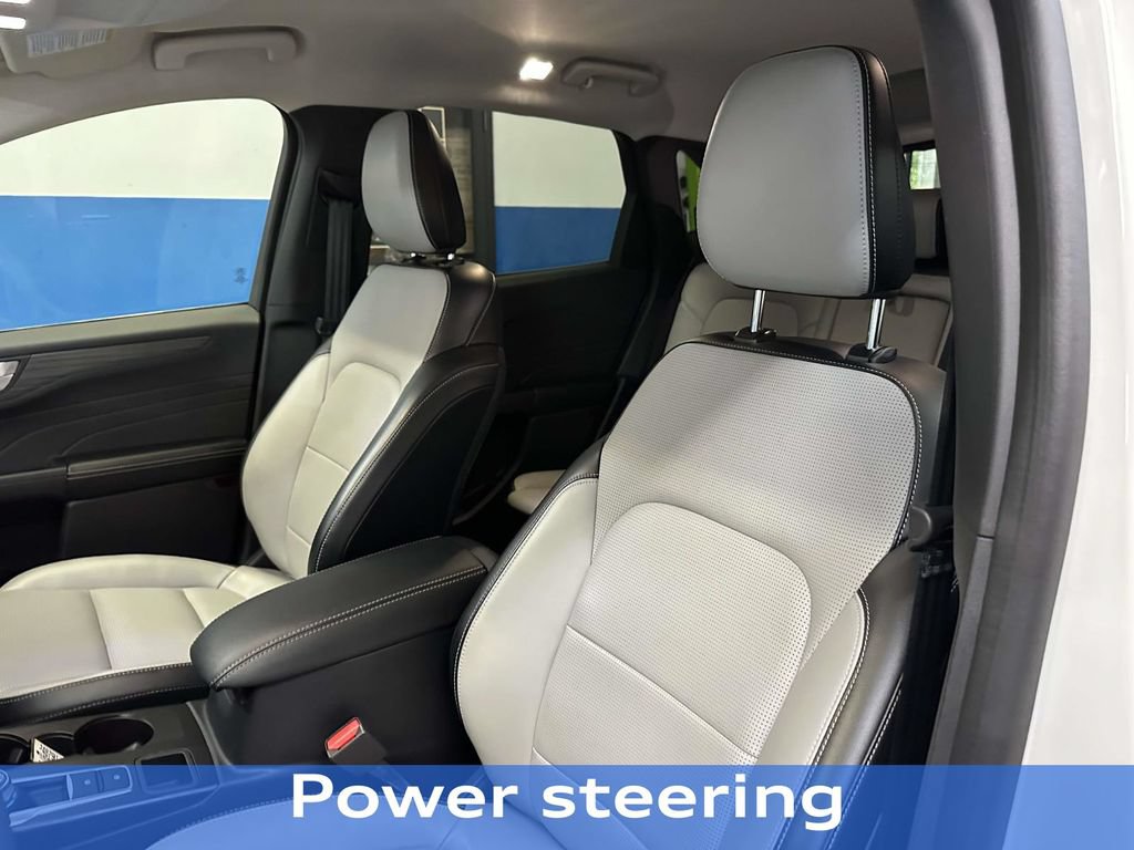 Certified 2023 Ford Escape Platinum AWD/4WD image 19