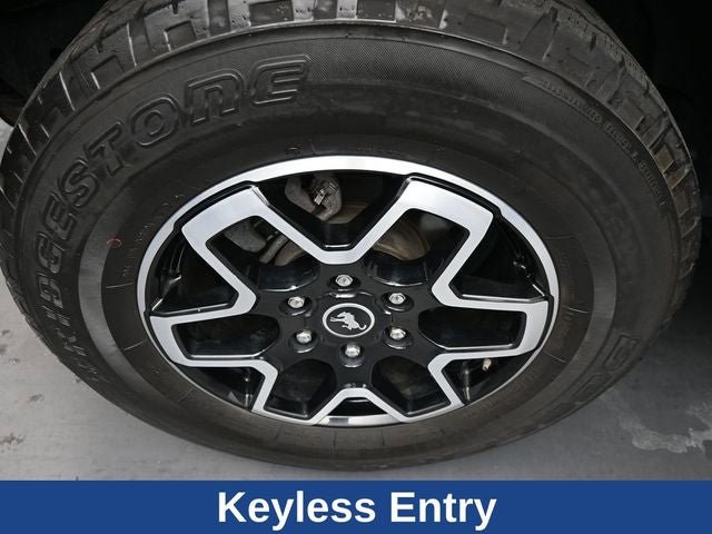 Certified 2022 Ford Bronco Outer Banks AWD/4WD image 16