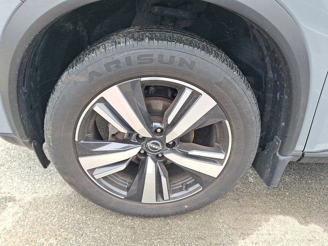 Used 2022 Nissan Rogue Platinum w/ Head-Up Display Package image 4