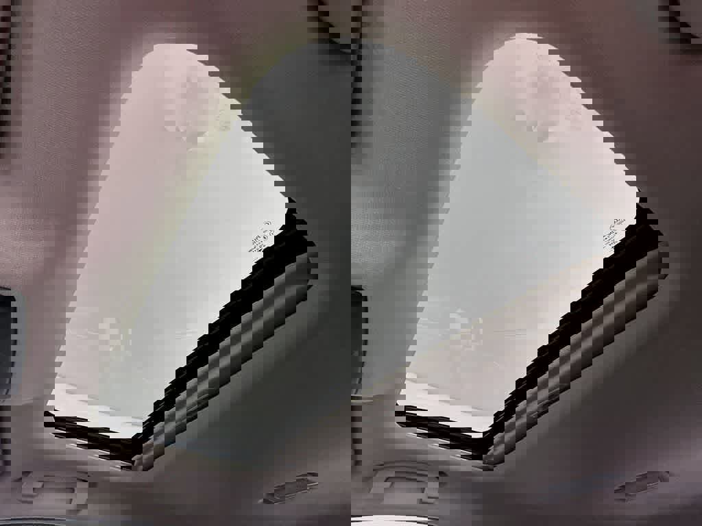 Used 2025 Nissan Sentra SR w/ SR Premium Package image 31