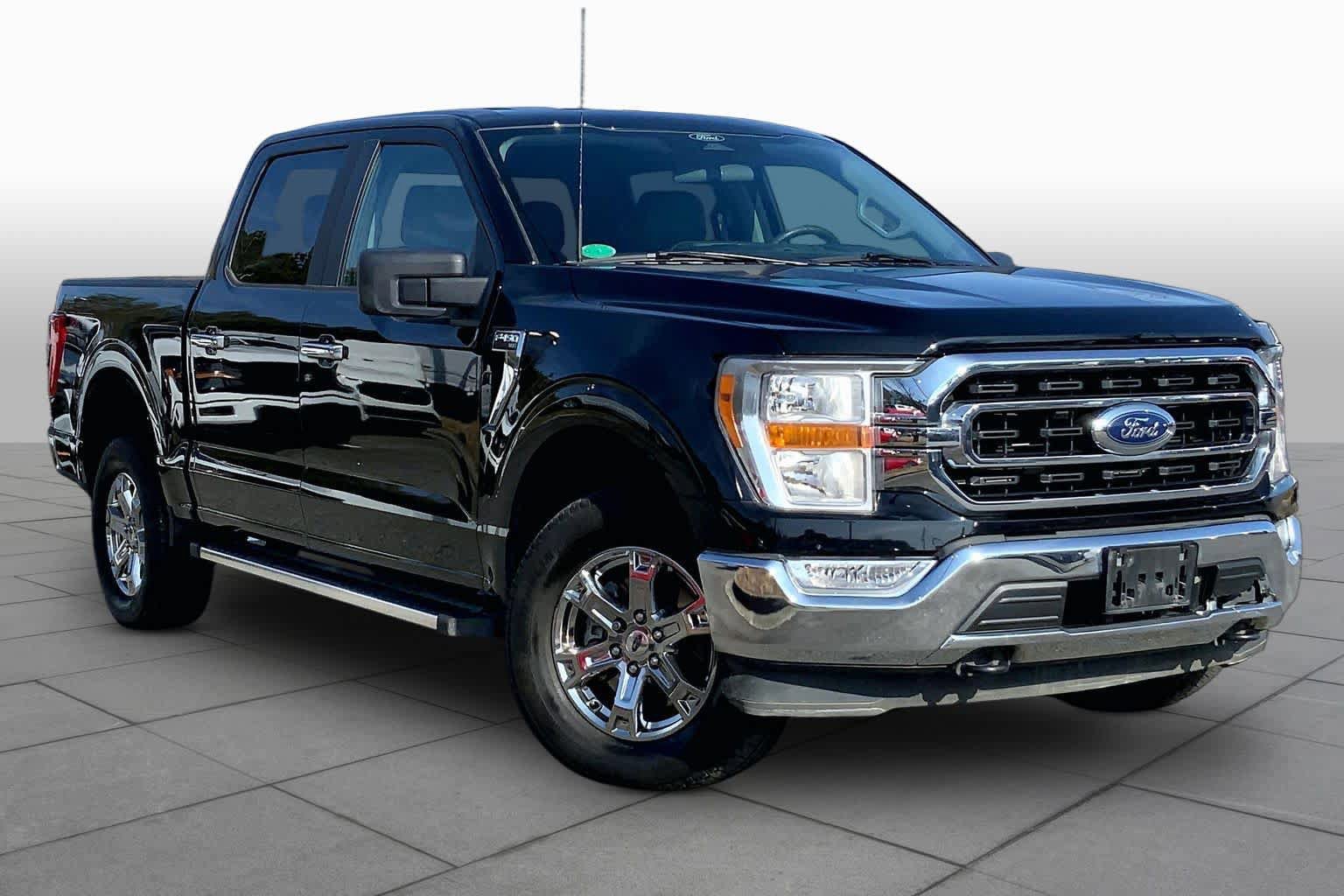 Certified 2022 Ford F150 XLT w/ XTR Package AWD/4WD image 5