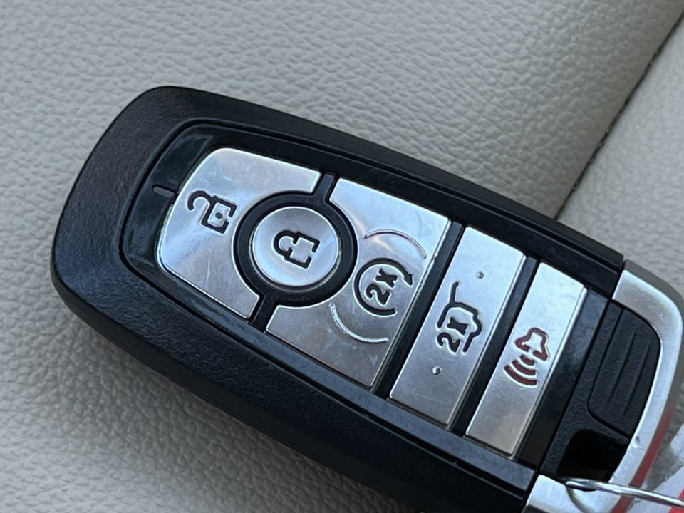 Certified 2022 Ford Edge SEL w/ Convenience Package image 38