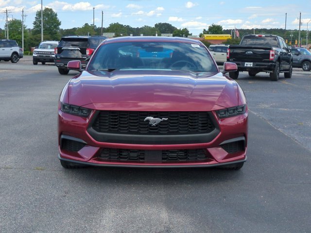 Certified 2025 Ford Mustang Coupe RWD image 9