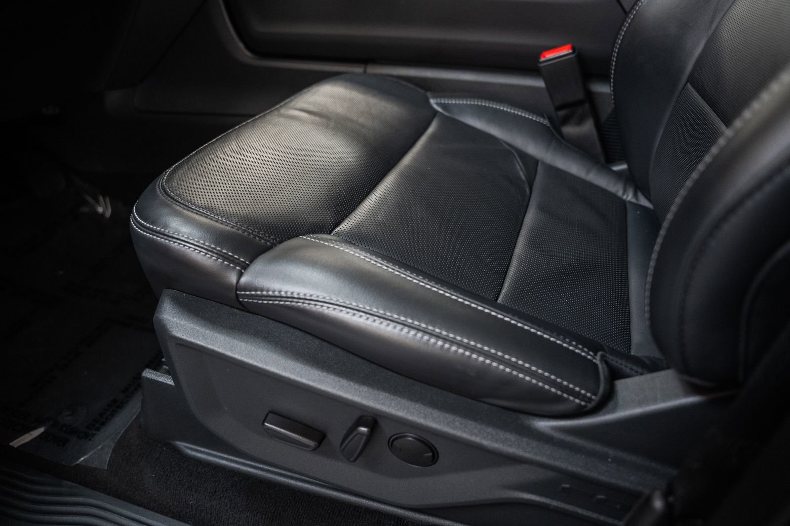 Certified 2025 Ford Expedition Max Platinum image 52